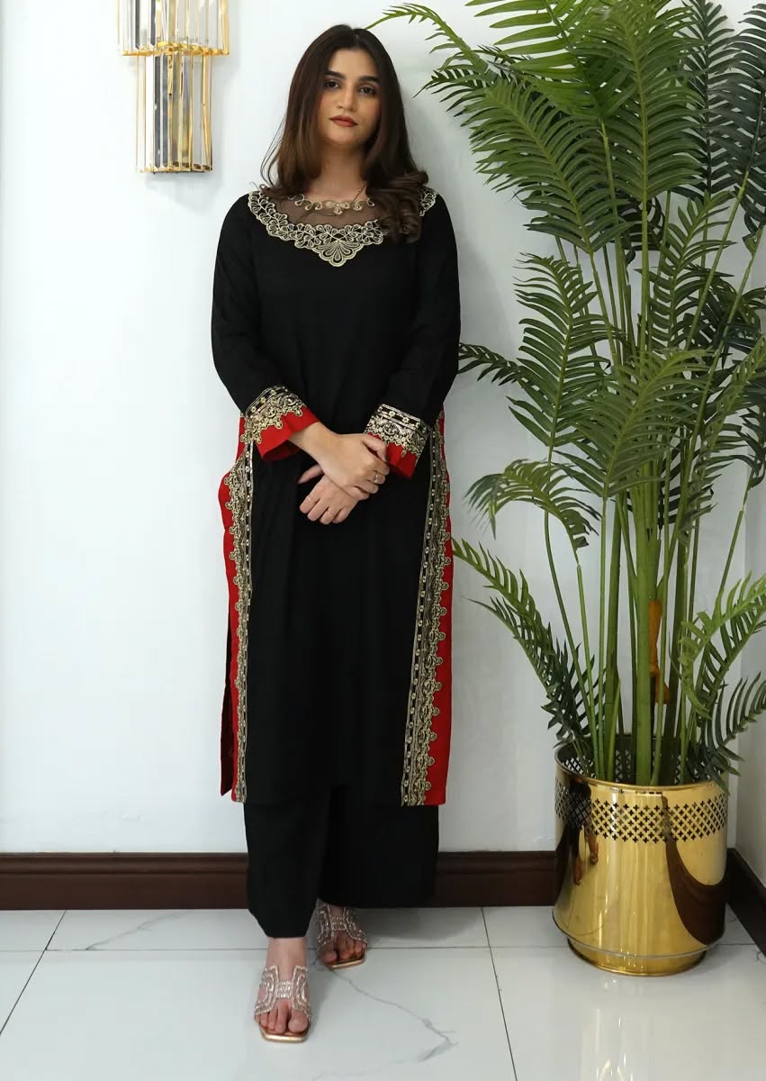 KC 0029 Embroidered 2pec